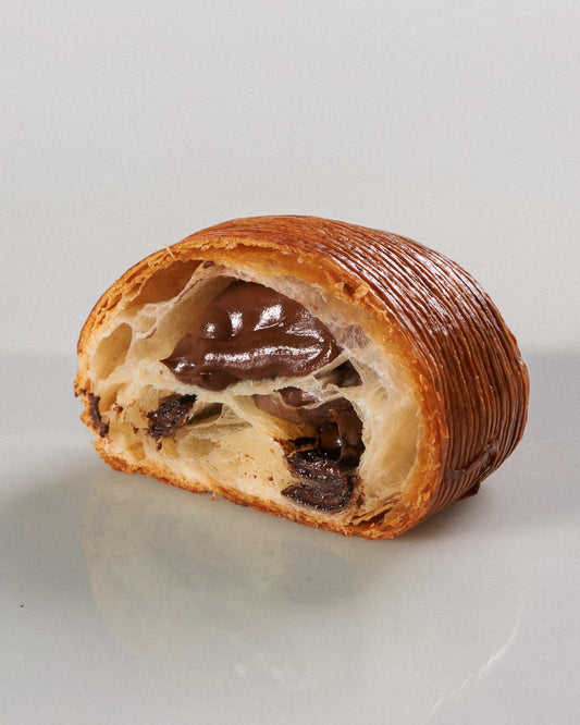PAIN AU CHOCOLAT
