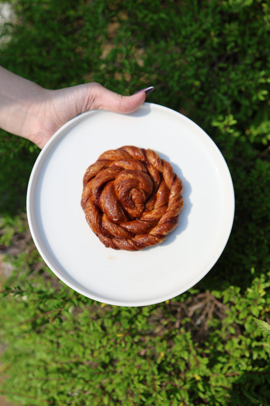 CINNAMON SWIRL