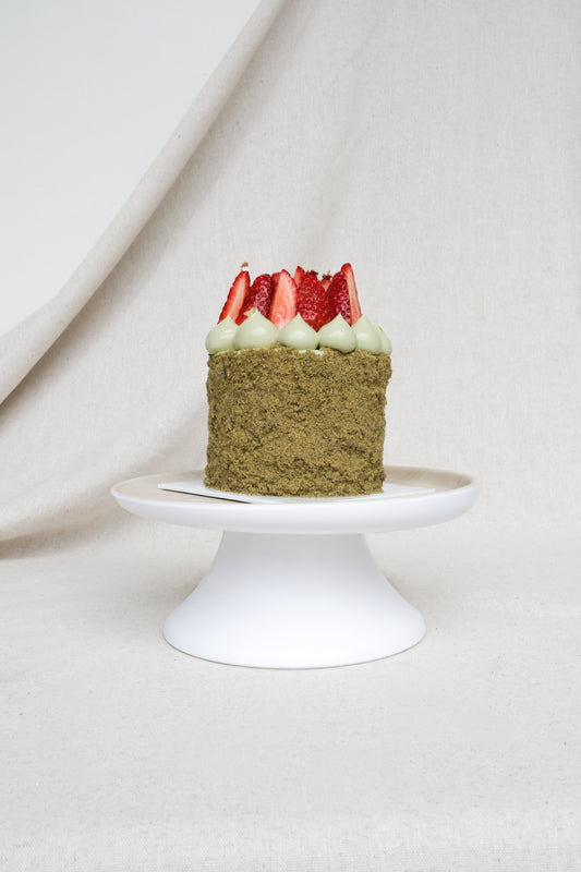 MATCHA STRAWBERRY CAKE | PRE ORDER